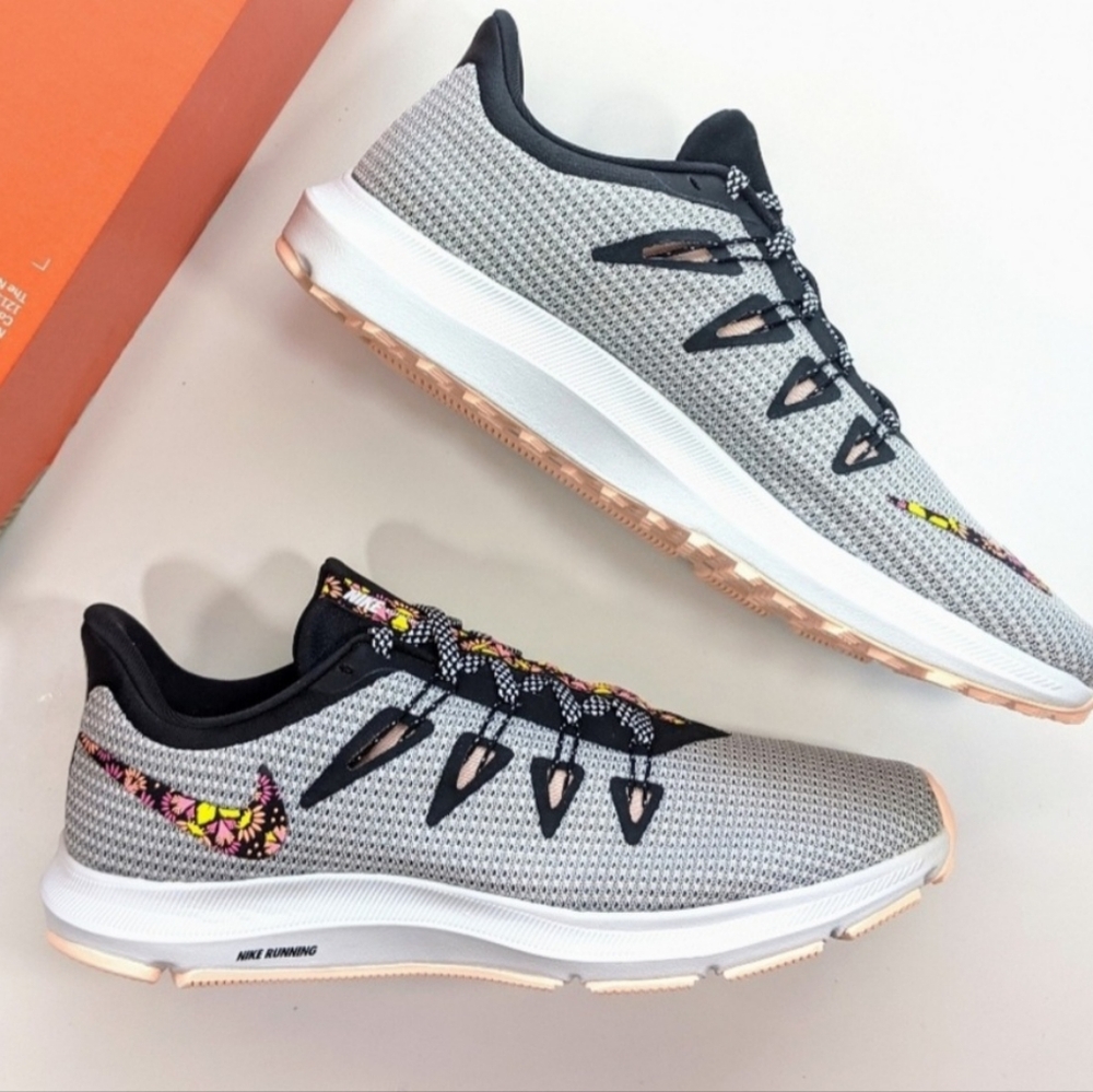 NIKE sz 11